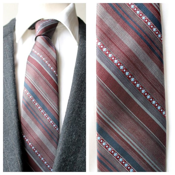 Vintage Men's Sears Navy, Burgundy Red & Light Blue Stripe Diamond Print Tie - Picture 1 of 10